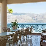 Appart hôtel Lazaratos Kouvalata