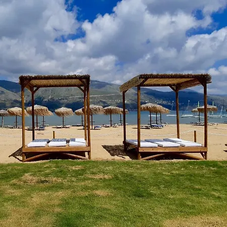 Apart-hotel Lazaratos