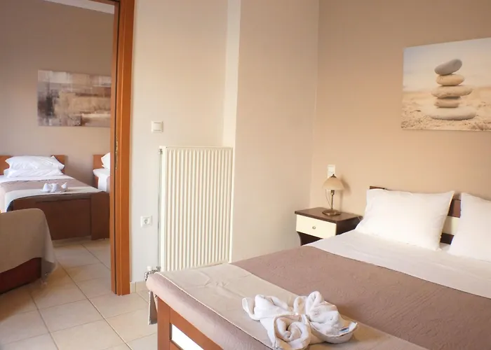 Lazaratos Aparthotel 2*