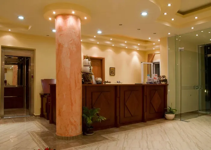 Lazaratos Apart-hotel Kouvalata