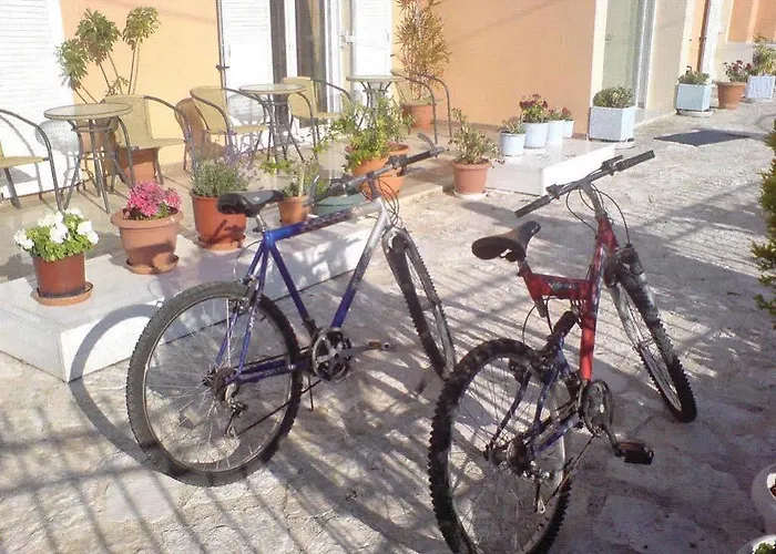 Lazaratos 2* Kouvalata