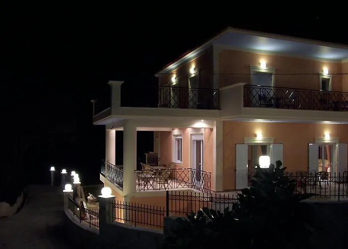 Lazaratos Aparthotel Kouvalata