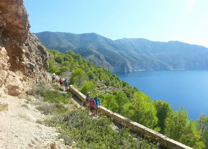 Lazaratos 2* Kouvalata