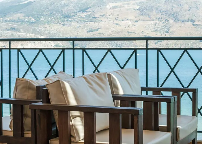 Lazaratos 2* Kouvalata