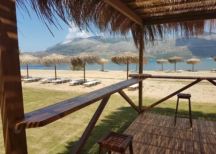 Lazaratos Aparthotel Kouvalata