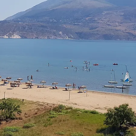 Lazaratos Apartmanhotel 2*